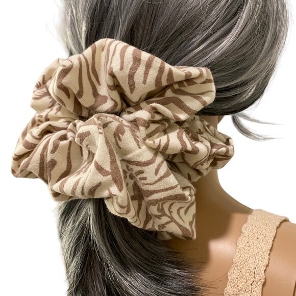 Hair Scrunchie. Multicolor.  XL. Tiger Print. Brown/Cream. Animal Print. Chic. - Picture 2 of 10